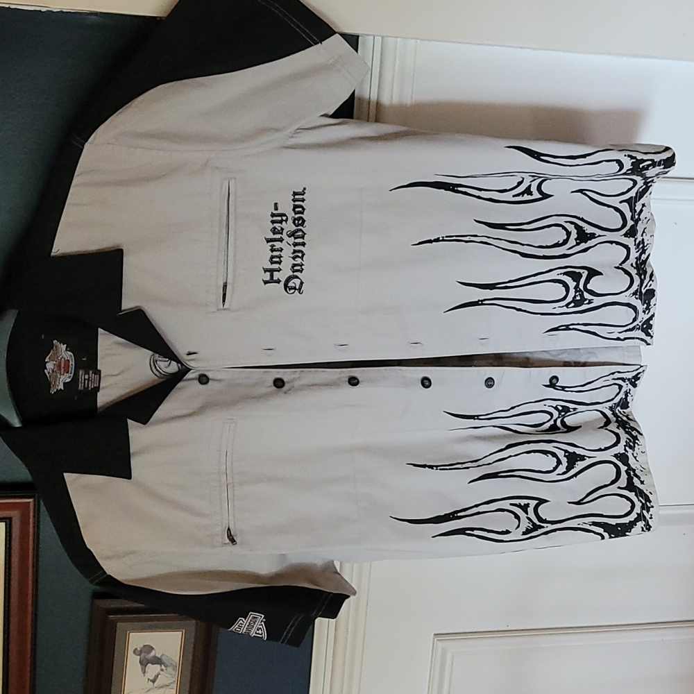 HD Dress Shirt Size Large